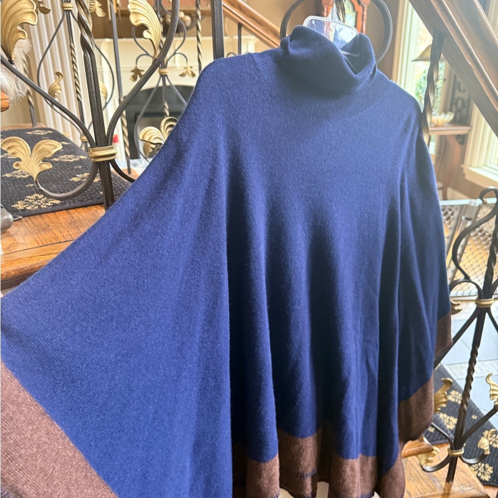 J.McLaughlin 100% Cashmere Poncho. Beautiful baby/ brown. Turtleneck. OS EUC - Picture 6 of 13